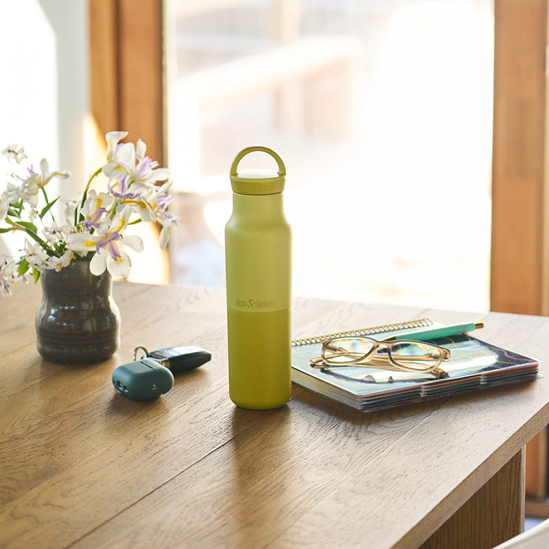 12oz-rise-classic-with-arch-loop-cap-f7 12oz_rise_classic_insulated_acacia_table_square.jpg