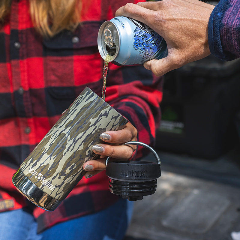 12oz-tkwide-with-cafe-cap-mossy-oak-r9 12oz_tumbler_mossyoak_bottomlands_beer_pour_square.jpg