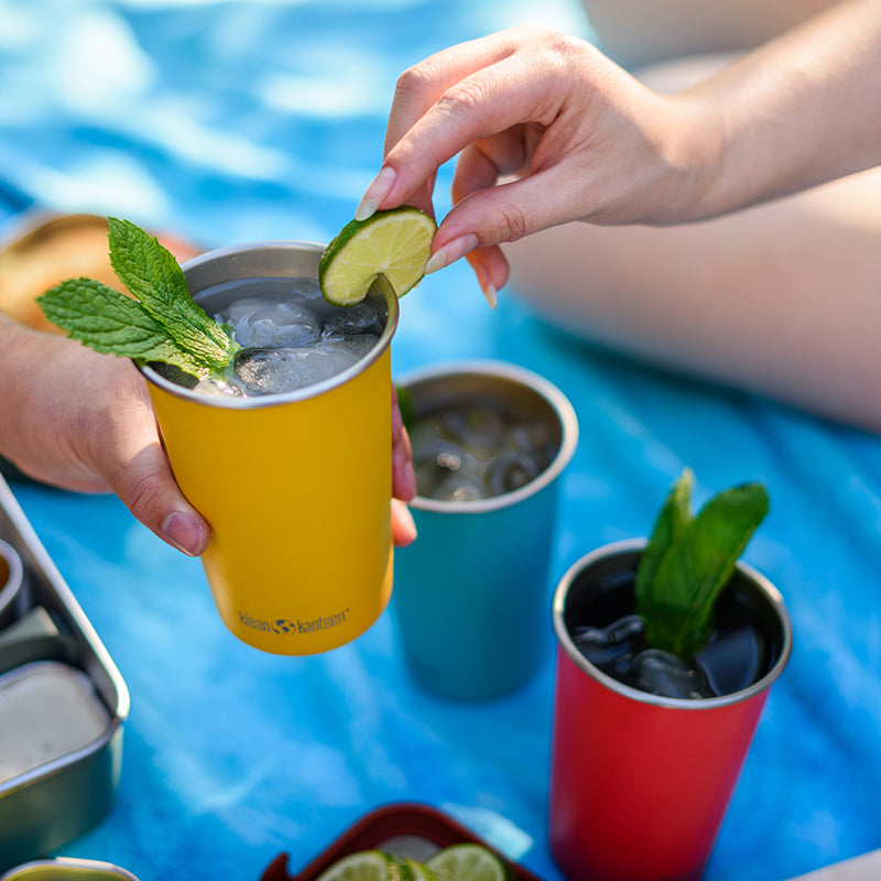 bring-your-own-party-kit-pints-and-tumblers-o4 16oz_pint_cup_colors_cocktails_blanket_square.jpg