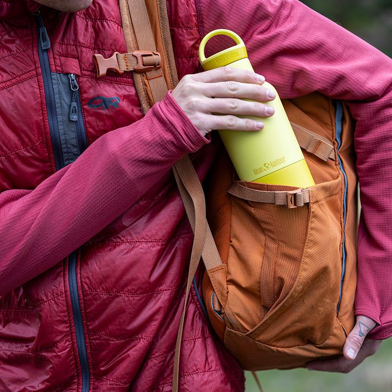 20oz-rise-classic-with-arch-loop-cap-q5 20oz_rise_classic_insulated_bottle_acacia_backpack_square.jpg