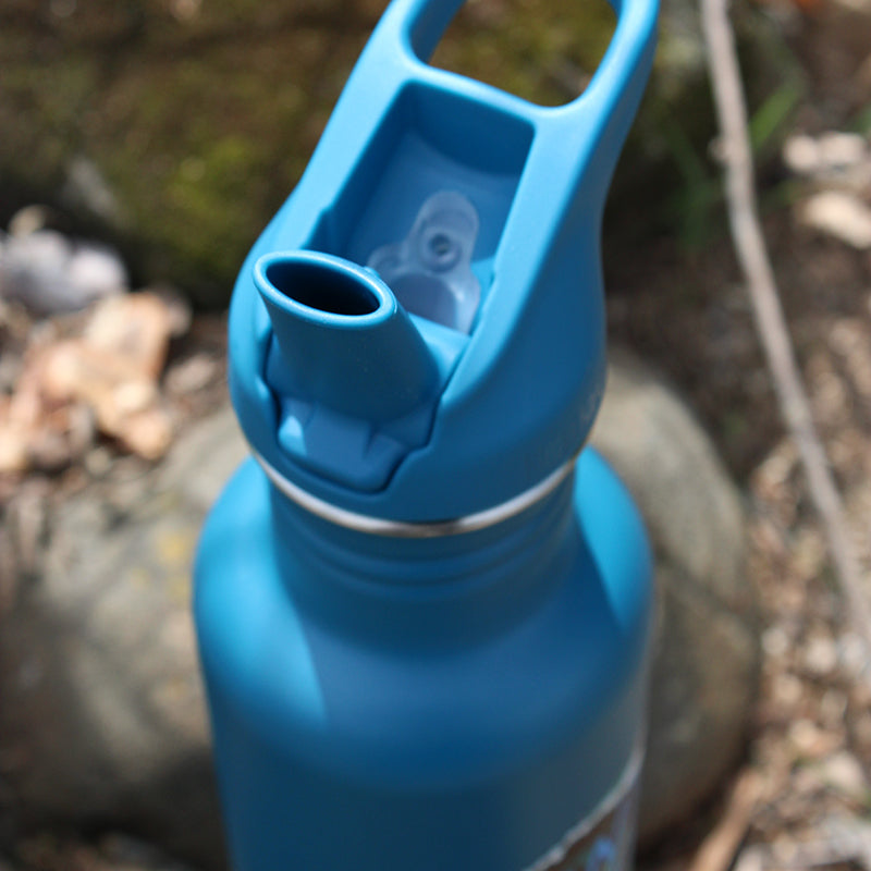 27oz-classic-with-flip-seal-sport-cap-santa-cruz-q7 27oz_classic_water_bottle_santacruz_corsair_wave_dot_flip_seal_cap_square.jpg