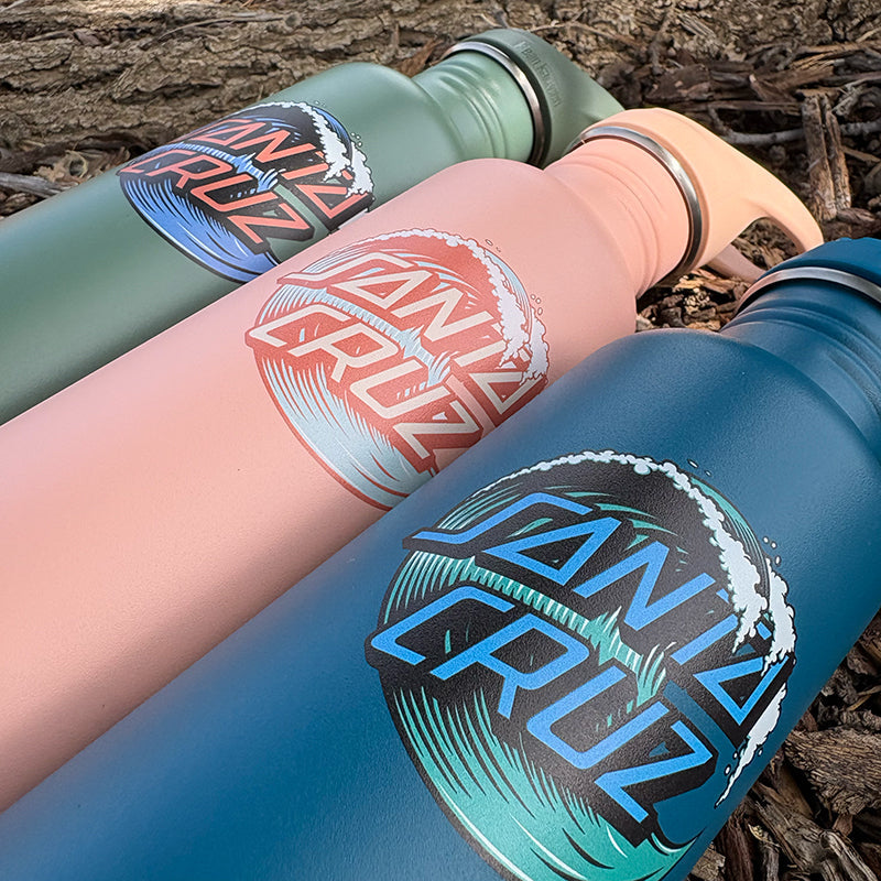27oz-classic-with-flip-seal-sport-cap-santa-cruz-q7 27oz_classic_water_bottle_santacruz_wave_dot_3_laydown_square.jpg