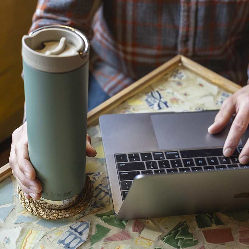 20oz-tkwide-with-cafe-cap-j3 tkwide_20oz_insulated_tumbler_cafe_laptop_closeup_square.jpg