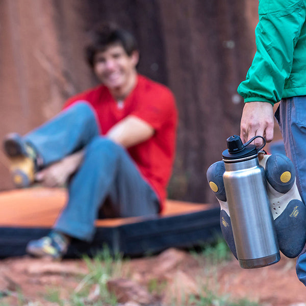 32oz-tkwide-with-chug-cap-x3 tkwide_32oz_chug_rockclimbers_square.jpg